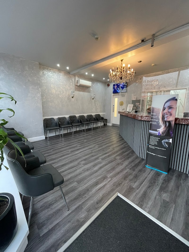 Advance Dental Care - Dental Implants | Composite Bonding | Invisalign | Clear Braces | Hygienists | Emergency Dentist