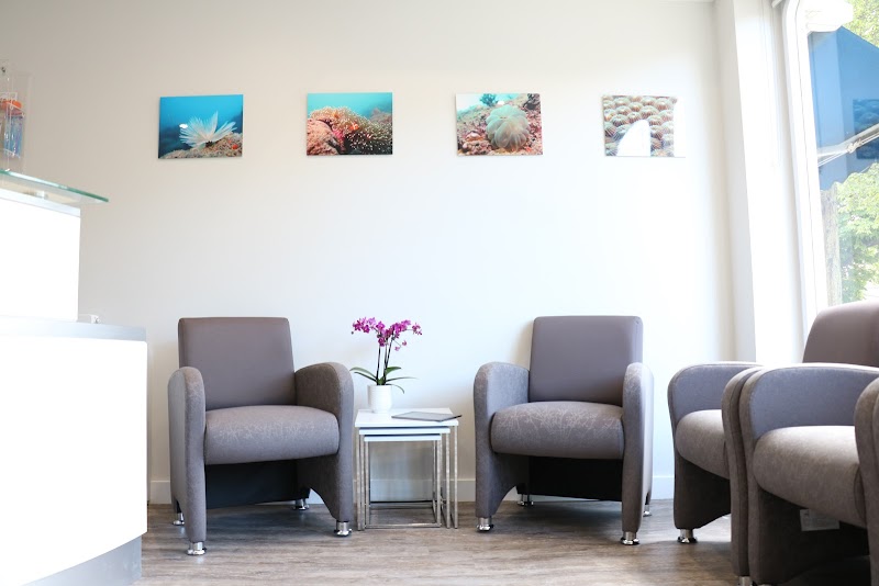 Angle House Orthodontics (Ealing)