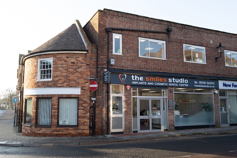 The Smiles Studio