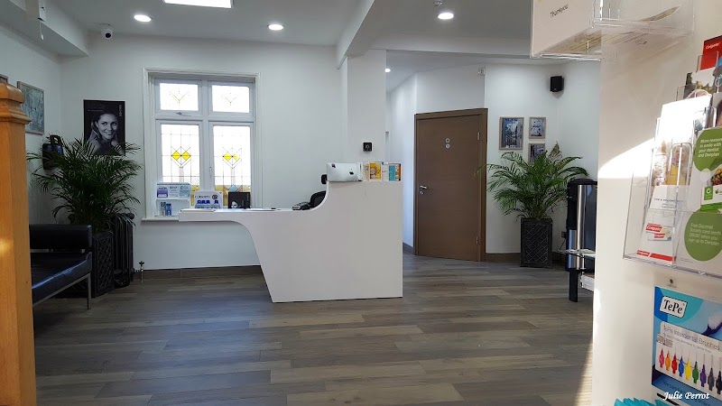 Burton Dental Lodge