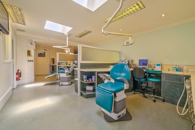 Ealing Dental Specialists