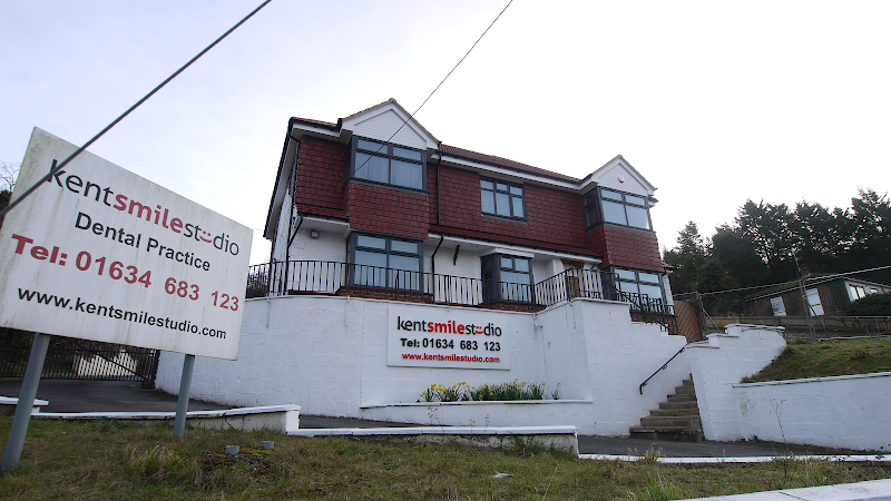 Kent Smile Studio
