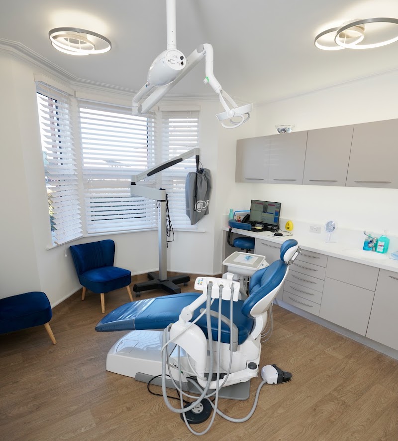 Triangle Dental