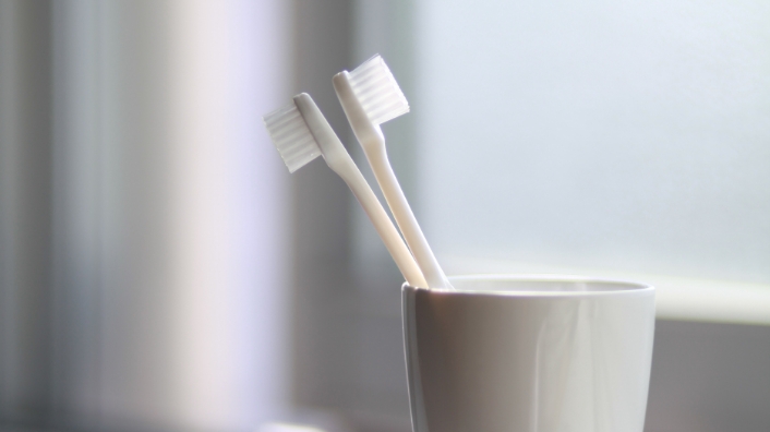 Smile Avenue - Dental Implants & Invisalign