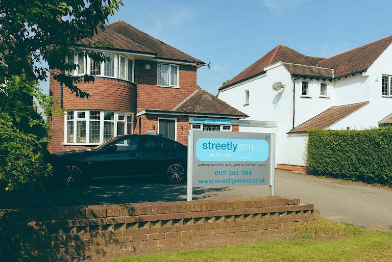 Streetly Smiles Dental Care