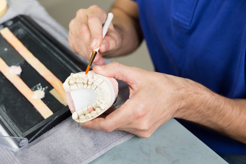 J G Pearson Dental Surgeons - Southgate