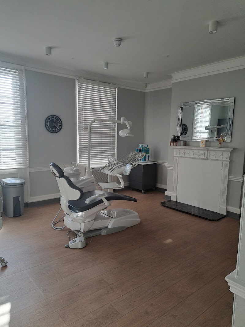 Define Dental Clinic