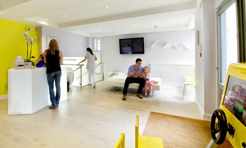 Mary Lo, Specialist Orthodontist