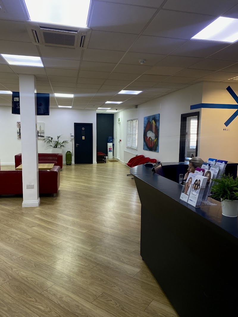 UK Smiles Dental Practice Romford