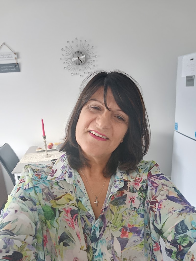 Advance Dental Suite - Dental Implants | Composite Bonding | Invisalign & Teeth Straightening | Emergency | Hygienist