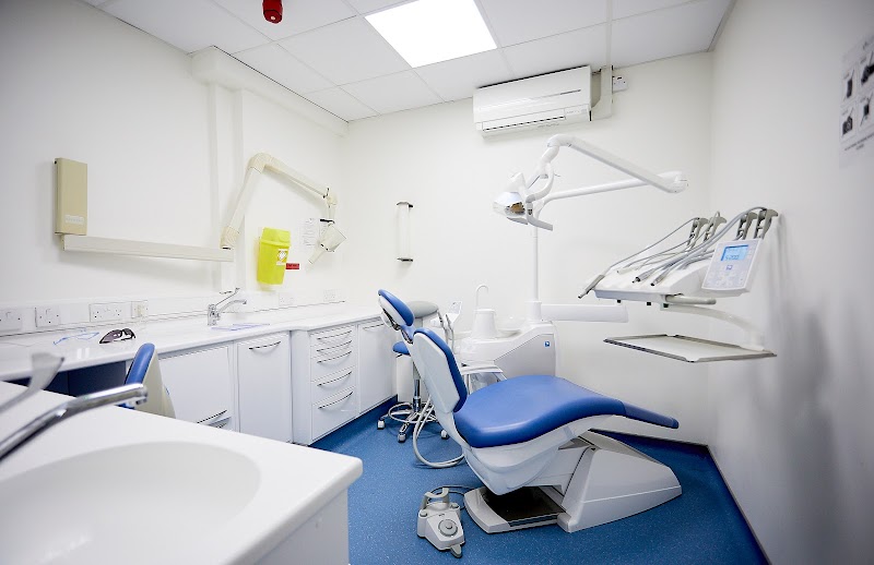 Well Street Dental Clinic