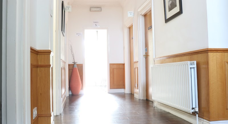 Angle House Specialist Dentistry (Enfield)