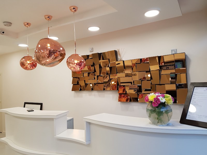 BrightSmile: Dental & Aesthetic