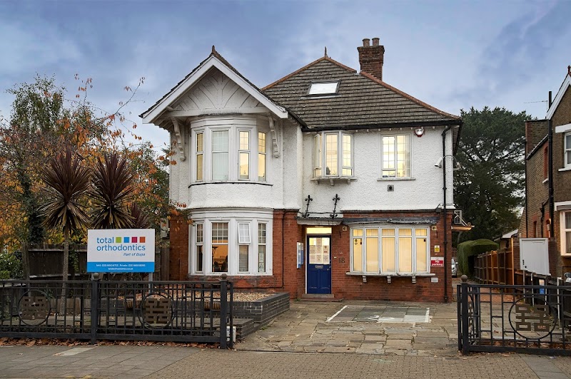 Total Orthodontics Beckenham