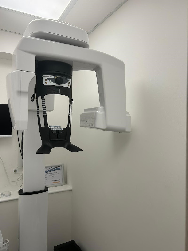 Diamond Smile - Beulah Hill Dental Centre