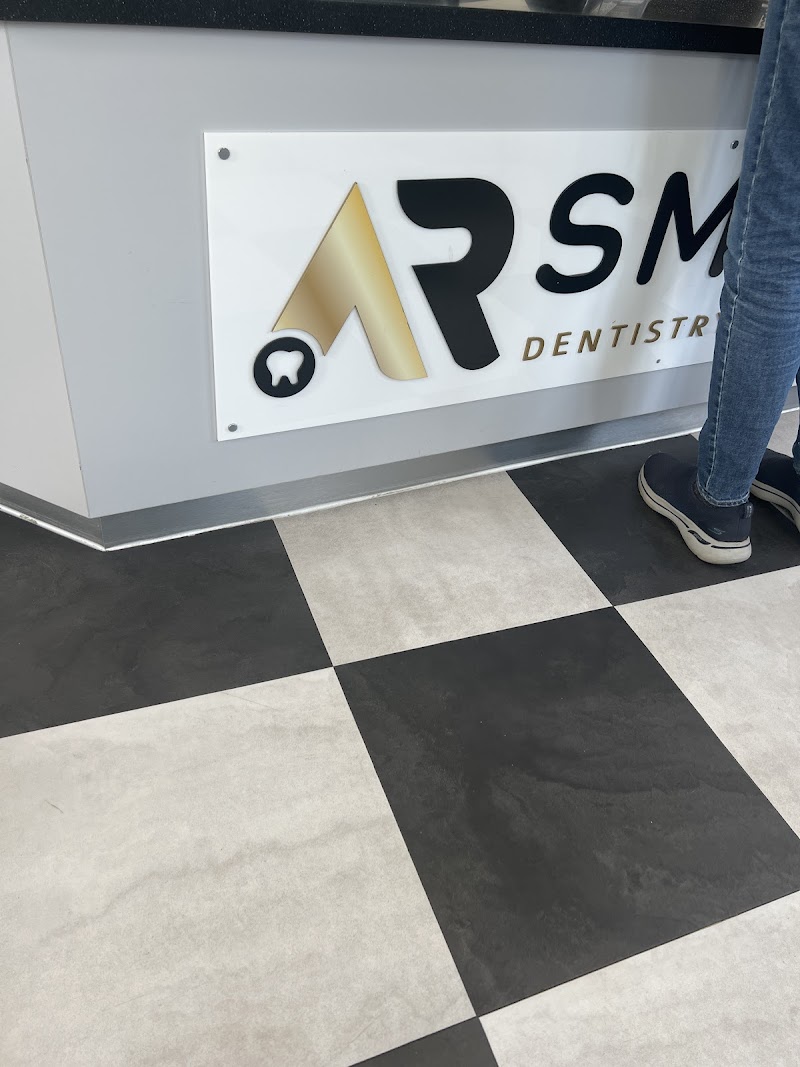 AR Smiles Eltham - Implants, Invisalign and Cosmetic Dentist