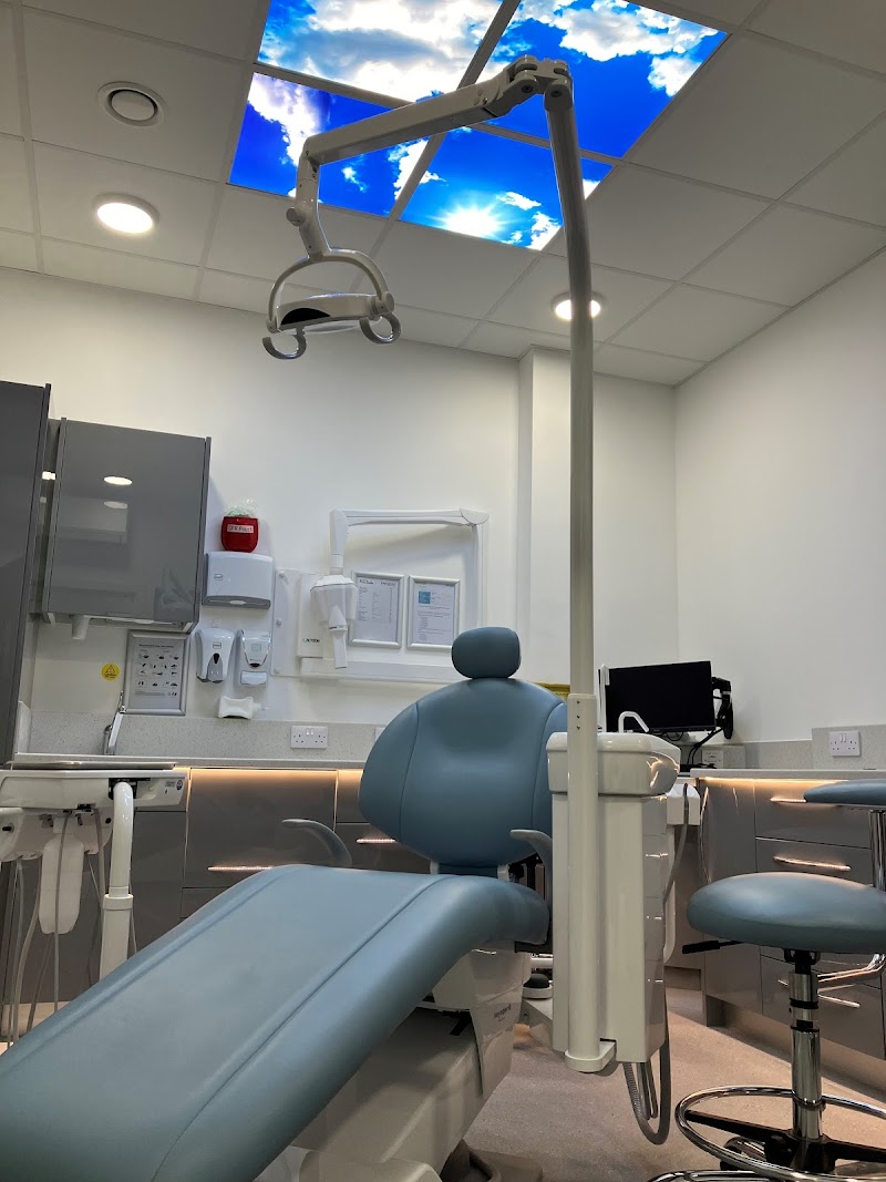 mydentist, High Street, Uxbridge