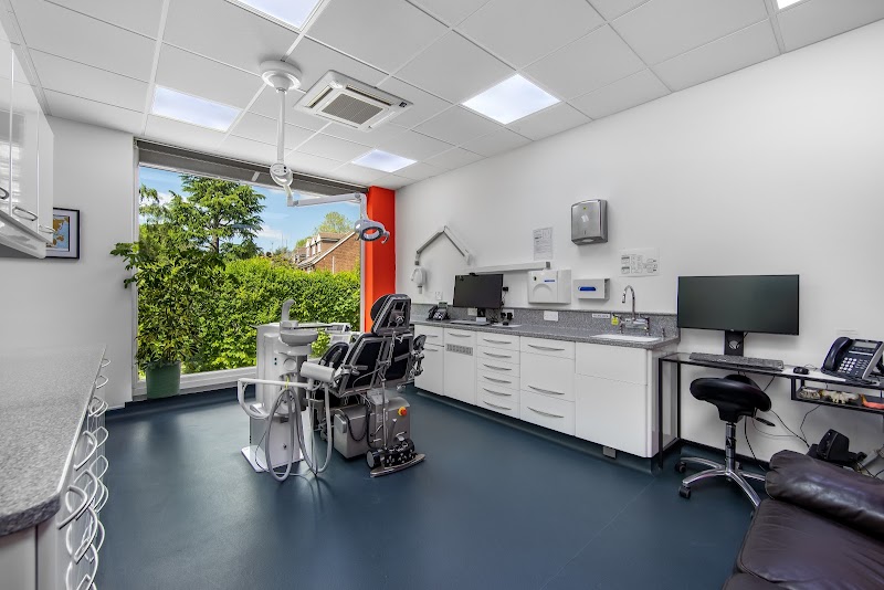 Moor Park Specialist Dental Centre