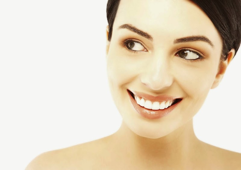 Escentics Dental & Implant Centre