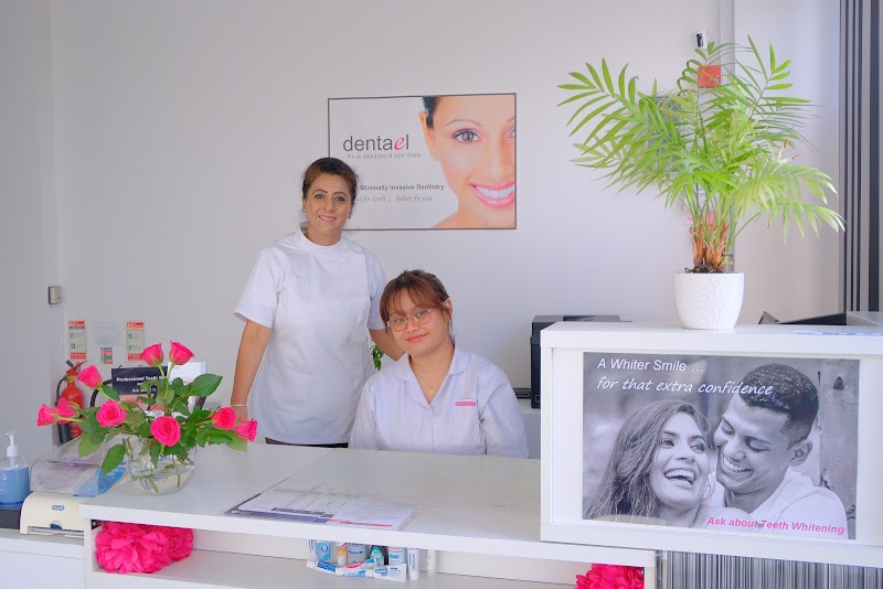 Dentael Dentist