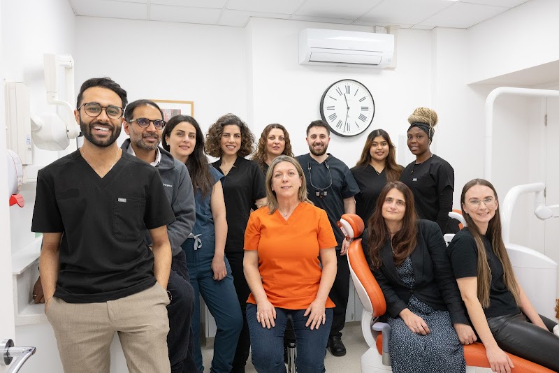 Lee Dental and Implant Practice