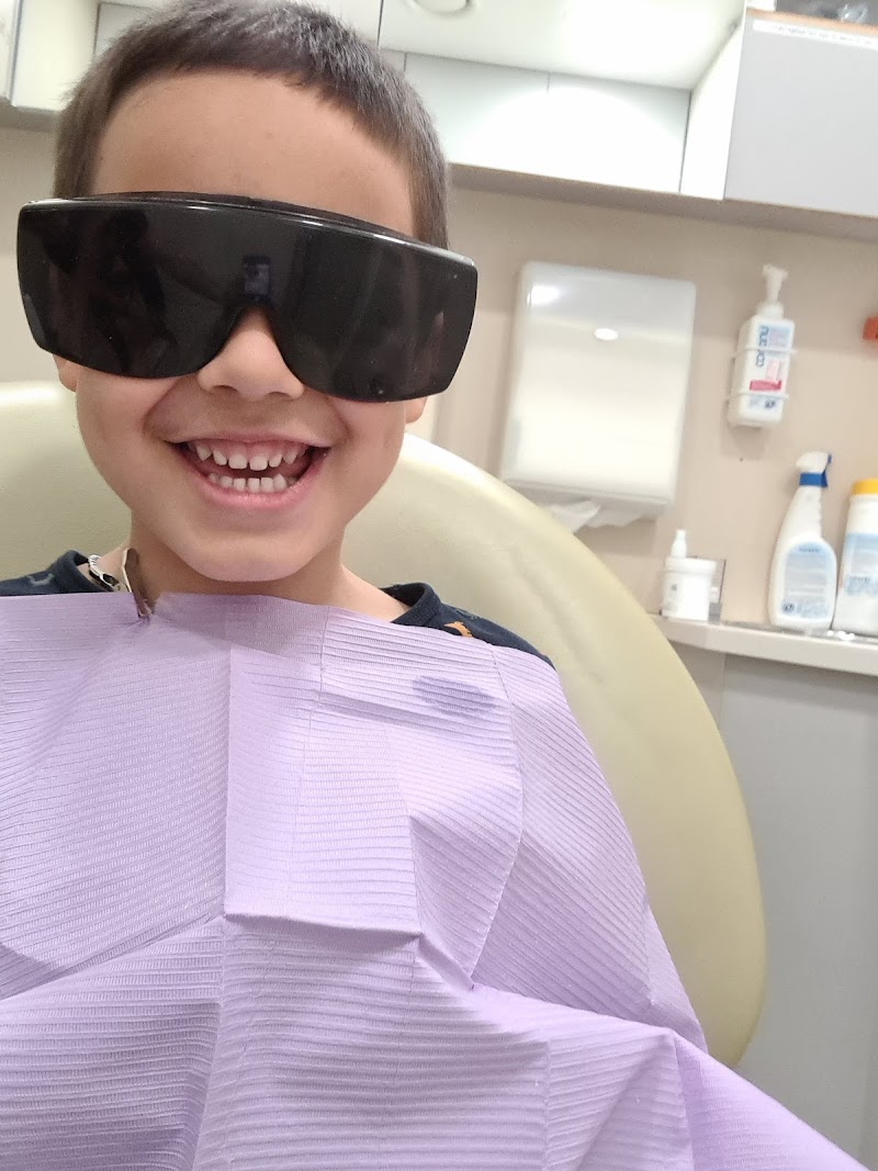 Smilepod - Canada Place - Invisalign, Emergency, Dental Implants & General Dentistry