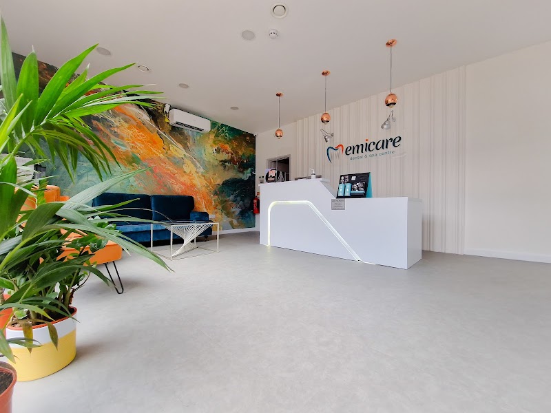 Emicare Dental & Spa