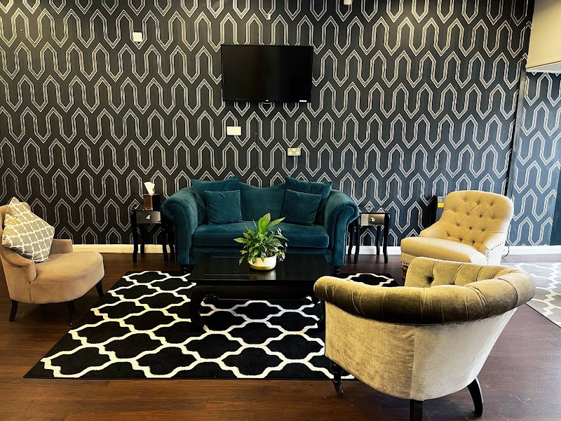 Smileology Specialist Dental & Endo-Implant Centre, Sevenoaks