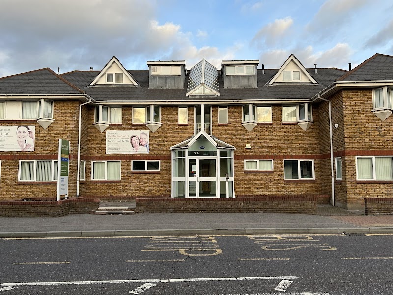 Whalebone Lane Dental & Sedation - Essex family dental care