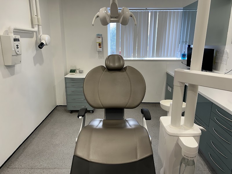 Whalebone Lane Dental & Sedation - Essex family dental care