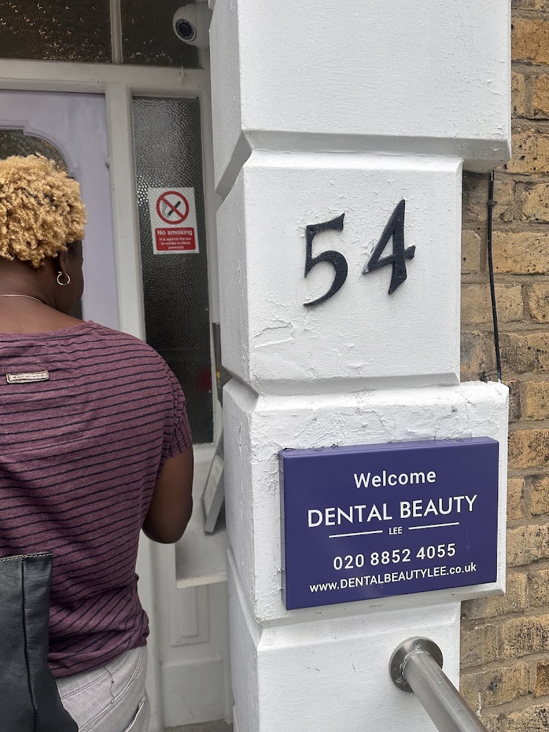 Dental Beauty Lee