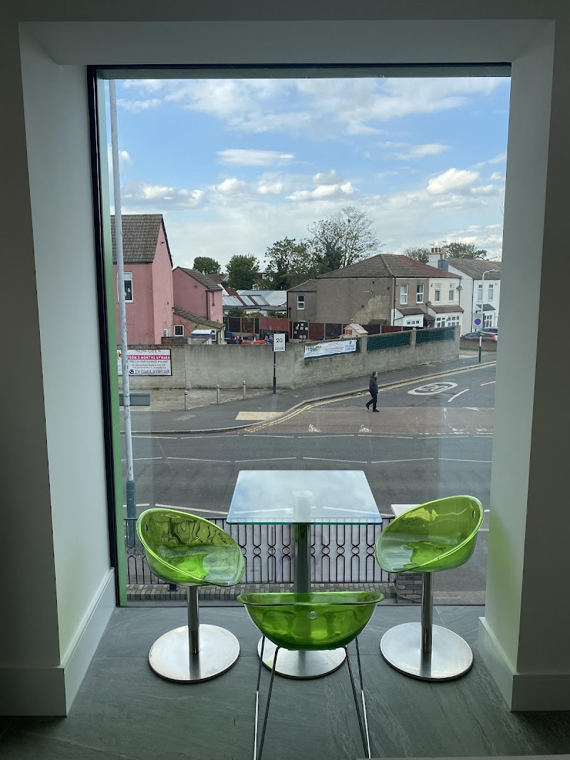 Mawney road - Essex Family Dental Care