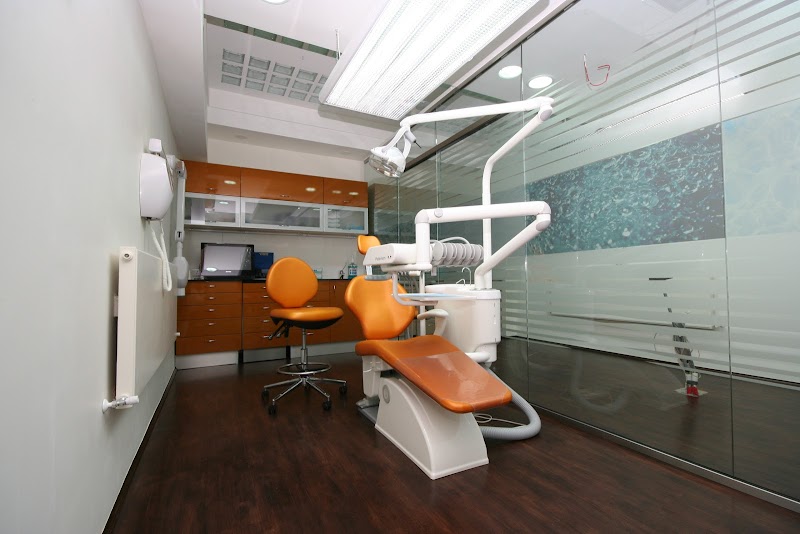 Implantcenter Dentistry