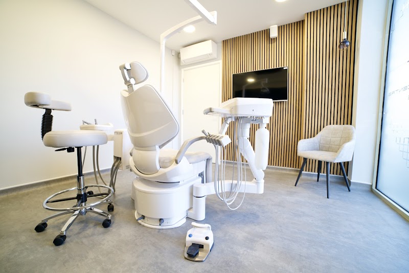 Refresh Dental Hampton